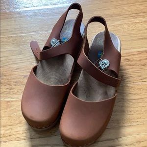 MIA clogs - never worn
